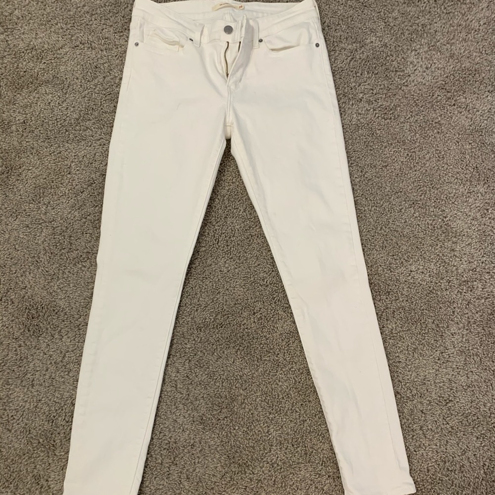 Levi skinny white jeans